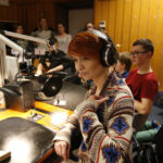 14.12.2015 Kielce. Finał pierwszego dnia licytacji "Gwiazdki z nieba". W studiu Radia Kielce podopieczni Siemachy Kielce, Agnieszka Dyk i zespół Yuka. / Radio Kielce