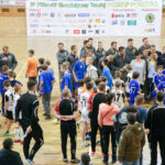 13.12.2015 Kielce. Hala przy Krakowskiej. IV Turniej Charytatywny PAMAF Pomaga 2015. Zawodników odwiedzili piłkarze Korony Kielce / Stanisław Blinstrub / Radio Kielce