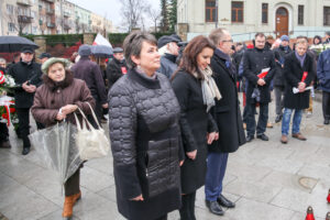 13.12.2015 Kielce. Paltforma Obywatelska zorganizowała własne obchody rocznicy stanu wojennego / Stanisław Blinstrub / Radio Kielce