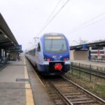 15.12.2015. Nowoczesny pociąg Flirt kursujący z Kielc do Krakowa, Warszawy i Olsztyna / Robert Felczak / Radio Kielce