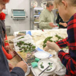 01.12.2015 Kielce. Instytut Design. Seniorzy tworzyli makietę Kadzielni / Instytut Designu