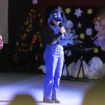 13.12.2015 Chęciny. Teatr w hali sportowej "Pod Basztami" / Stanisław Blinstrub / Radio Kielce