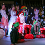 13.12.2015 Chęciny. Teatr w hali sportowej "Pod Basztami" / Stanisław Blinstrub / Radio Kielce