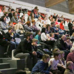 13.12.2015 Chęciny. Teatr w hali sportowej "Pod Basztami" / Stanisław Blinstrub / Radio Kielce