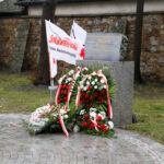 13.12.2015 Kielce. Uroczystości upamiętniające wprowadzenie w Polsce stanu Wojennego. Tablica poświęcona powstaniu Solidarności / Stanisław Blinstrub / Radio Kielce