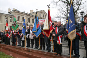 13.12.2015 Kielce. Uroczystości upamiętniające wprowadzenie w Polsce stanu Wojennego. / Stanisław Blinstrub / Radio Kielce