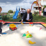 Otwarcie placu zabaw w Wiernej rzece (28 lipca 2015 r.) / Piotr Michalski / Radio Kielce