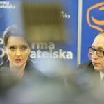 09.01.2016. Konferencja Platformy Obywatelskiej. Posłowie Marzena Okła-Drewnowicz i Artur Gierada / Jarosław Kubalski / Radio Kielce