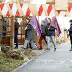 14.01.2016 Kielce. Partia Razem pikietuje przed rozgłośnią Radia Kielce w obronie wolnych mediów. / Jarosław Kubalski / Radio Kielce