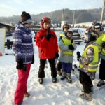 17.01.2016 Niestachów. Audycja Dzień Dobry Dzieci. Szkoła jazdy na nartach w Ośrodku Narciarskim w Niestachowie. / Jarosław Kubalski / Radio Kielce