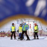 17.01.2016 Niestachów. Audycja Dzień Dobry Dzieci. Szkoła jazdy na nartach w Ośrodku Narciarskim w Niestachowie. / Jarosław Kubalski / Radio Kielce