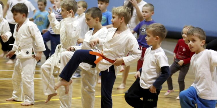 18.01.2016 Kielce. XXV Zimowa Akademia Karate. / Jarosław Kubalski / Radio Kielce