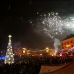 Ostrowczanie powitali Nowy Rok (1 stycznia 2016 r.) / Teresa Czajkowska / Radio Kielce