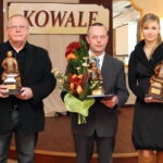 21.1.2016 Morawica. Władze Morawicy nagrodziły najlepsze przedsiębiorstwa z gminy. Kowale to najstarsze gospodarcze wyróżnienia w regionie. / Monika Malicka / Urząd Gminy w Morawicy