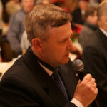 24.12.2015. Wigilia dla osób ubogich, samotnych i bezdomnych  w WDK w Kielcach. Dyrektor WDK Jarosław Machnicki / Kamil Król / Radio Kielce