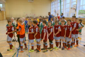 10.01.2016. Turniej piłkarski chłopców w Mniowie / Kamil Król / Radio Kielce