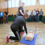 13.01.2016. Kurs udzielania pierwszej pomocy w ZSZ nr 1 w Kielcach / Kamil Król / Radio Kielce