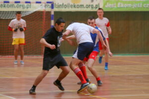 21.01.2016. XIV Ferie z Futbolem im. Adama Gołąba. Mecz Biel czy Czerń - Rangers Kielce 0:0 / Kamil Król / Radio Kielce