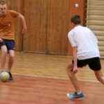 21.01.2016. XIV Ferie z Futbolem im. Adama Gołąba. Mecz Zbychu Team - Dziki Zachód 1:1 / Kamil Król / Radio Kielce