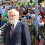 12.08.2015. 50. Marsz Szlakiem I Kompanii Kadrowej. Uroczystości przed Pomnikiem Marszałka Józefa Piłsudskiego na Placu Wolności / Kamil Król / Radio Kielce