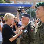 12.08.2015. 50. Marsz Szlakiem I Kompanii Kadrowej. Uroczystości przed Pomnikiem Marszałka Józefa Piłsudskiego na Placu Wolności / Kamil Król / Radio Kielce