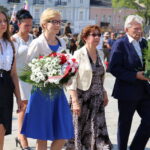 12.08.2015. 50. Marsz Szlakiem I Kompanii Kadrowej. Uroczystości przed Pomnikiem Marszałka Józefa Piłsudskiego na Placu Wolności / Kamil Król / Radio Kielce