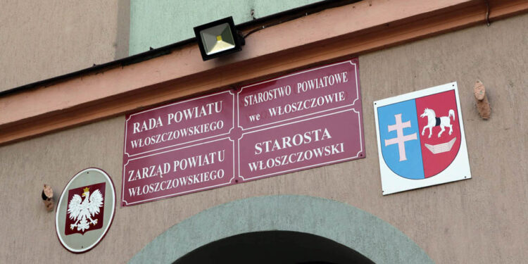 Włoszczowa. Starostwo Powiatowe / Wojciech Habdas / Radio Kielce