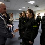 05.01.2016 Kielce. Ślubowanie 35 nowych funkcjonariuszy policji w sali im. mjr Jana Piwnika „Ponurego” Komendy Wojewódzkiej Policji. / Jarosław Kubalski / Radio Kielce