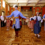 16.01.2016 Kielce. Studniówka w I Ogólnokształcącym Liceum Akademickim im. Janiny Kossakowskiej - Dębickiej w WDK. / Jarosław Kubalski / Radio Kielce