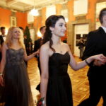 16.01.2016 Kielce. Studniówka w I Ogólnokształcącym Liceum Akademickim im. Janiny Kossakowskiej - Dębickiej w WDK. / Jarosław Kubalski / Radio Kielce