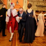 16.01.2016 Kielce. Studniówka w I Ogólnokształcącym Liceum Akademickim im. Janiny Kossakowskiej - Dębickiej w WDK. / Jarosław Kubalski / Radio Kielce