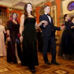 16.01.2016 Kielce. Studniówka w I Ogólnokształcącym Liceum Akademickim im. Janiny Kossakowskiej - Dębickiej w WDK. / Jarosław Kubalski / Radio Kielce