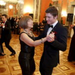 16.01.2016 Kielce. Studniówka w I Ogólnokształcącym Liceum Akademickim im. Janiny Kossakowskiej - Dębickiej w WDK. / Jarosław Kubalski / Radio Kielce