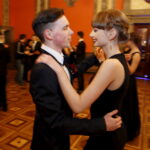 16.01.2016 Kielce. Studniówka w I Ogólnokształcącym Liceum Akademickim im. Janiny Kossakowskiej - Dębickiej w WDK. / Jarosław Kubalski / Radio Kielce