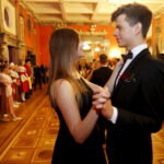 16.01.2016 Kielce. Studniówka w I Ogólnokształcącym Liceum Akademickim im. Janiny Kossakowskiej - Dębickiej w WDK. / Jarosław Kubalski / Radio Kielce