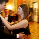 16.01.2016 Kielce. Studniówka w I Ogólnokształcącym Liceum Akademickim im. Janiny Kossakowskiej - Dębickiej w WDK. / Jarosław Kubalski / Radio Kielce