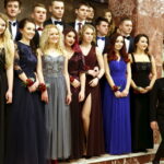 16.01.2016 Kielce. Studniówka w I Ogólnokształcącym Liceum Akademickim im. Janiny Kossakowskiej - Dębickiej w WDK. / Jarosław Kubalski / Radio Kielce