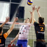 17.01.2016 Kielce. Siatkówka Plus Liga. Mecz Effector Kielce - Jastrzębski Węgiel Jastrzębie Zdrój. / Jarosław Kubalski / Radio Kielce