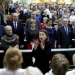 20.01.2016 Kielce. Kielecki Uniwersytet III Wieku „Ponad czasem” zainaugurował pierwszy rok akademicki. / Jarosław Kubalski / Radio Kielce