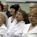 20.01.2016 Kielce. Kielecki Uniwersytet III Wieku „Ponad czasem” zainaugurował pierwszy rok akademicki. / Jarosław Kubalski / Radio Kielce