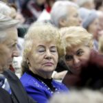 20.01.2016 Kielce. Kielecki Uniwersytet III Wieku „Ponad czasem” zainaugurował pierwszy rok akademicki. / Jarosław Kubalski / Radio Kielce