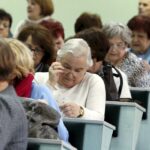 20.01.2016 Kielce. Kielecki Uniwersytet III Wieku „Ponad czasem” zainaugurował pierwszy rok akademicki. / Jarosław Kubalski / Radio Kielce