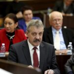 21.01.2016 Kielce. Sesja Rady Miasta. Tadeusz Kozior. / Jarosław Kubalski / Radio Kielce