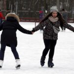 22.01.2016 Kielce. Lodowisko przy ulicy Szczecińskiej. / Jarosław Kubalski / Radio Kielce