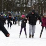 22.01.2016 Kielce. Lodowisko przy ulicy Szczecińskiej. / Jarosław Kubalski / Radio Kielce