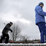 22.01.2016 Kielce. Lodowisko przy ulicy Szczecińskiej. / Jarosław Kubalski / Radio Kielce
