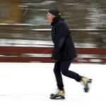 22.01.2016 Kielce. Lodowisko przy ulicy Szczecińskiej. / Jarosław Kubalski / Radio Kielce