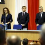 22.01.2016 Kielce . Spotkanie wiceministra rodziny, pracy i polityki społecznej Bartosza Marczuka z samorządowcami i przedstawicielami ośrodków pomocy społecznej w sprawie programu Rodzina 500 plus. / Jarosław Kubalski / Radio Kielce
