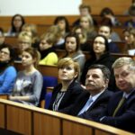 22.01.2016 Kielce . Spotkanie wiceministra rodziny, pracy i polityki społecznej Bartosza Marczuka z samorządowcami i przedstawicielami ośrodków pomocy społecznej w sprawie programu Rodzina 500 plus. / Jarosław Kubalski / Radio Kielce