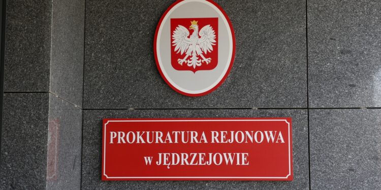 Jest wniosek o umorzenie postępowania w sprawie usiłowania zabójstwa policjantki